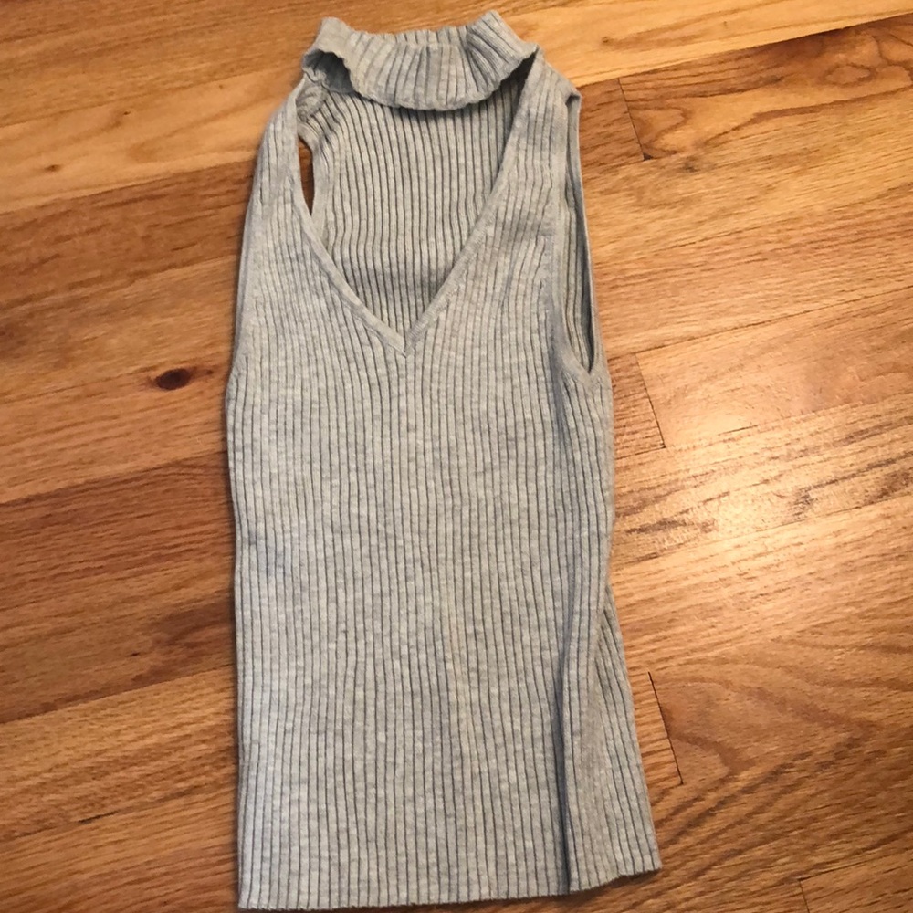Grey cut out tank